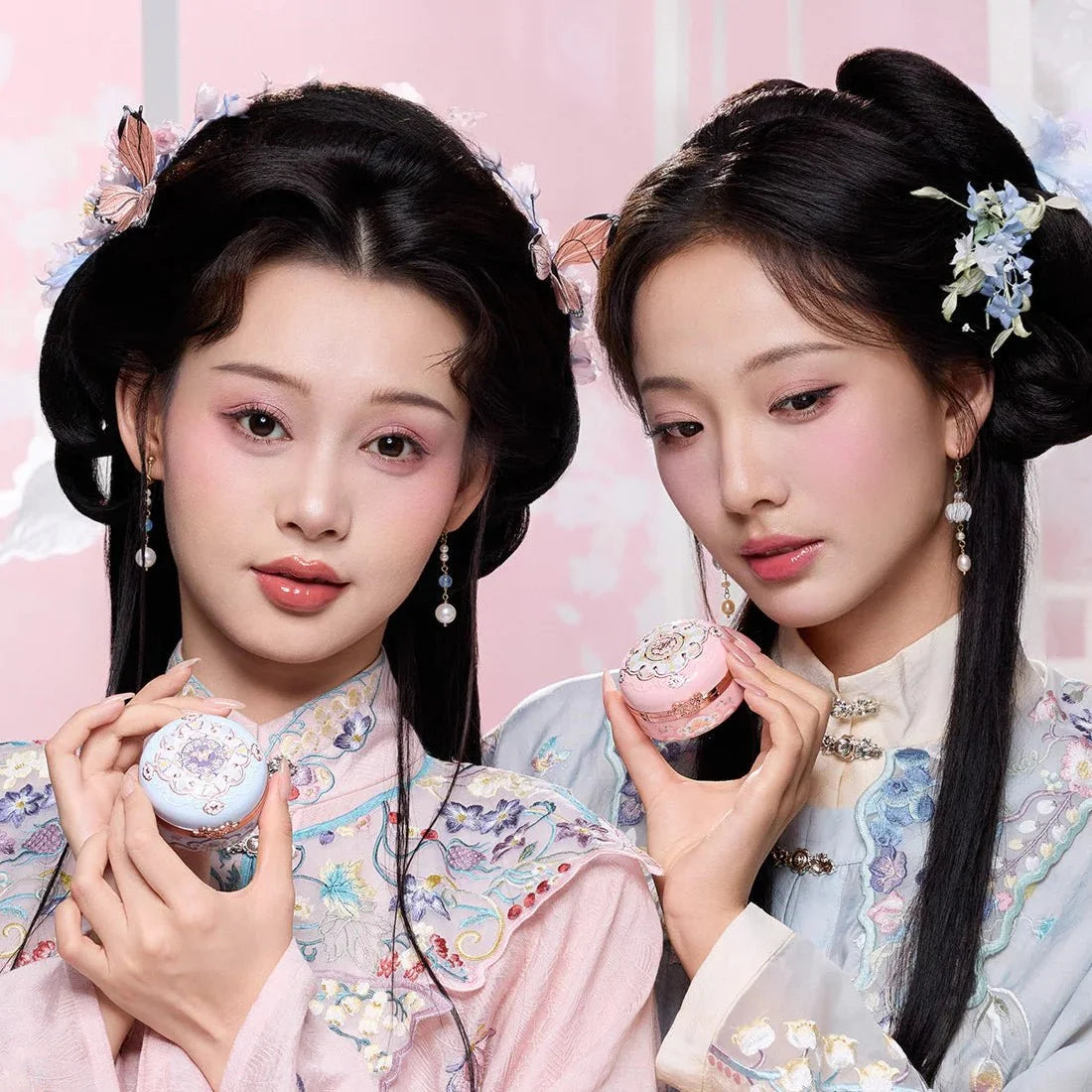 Flower Knows Butterfly Cloud Collar Rouge Box Highlighting & Blush Duo Powder