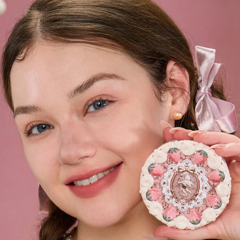 Flower Knows Strawberry Cupid Pressed Powder