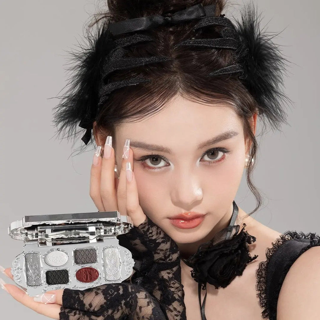 Flower Knows Swan Ballet Series Six Color Eyeshadow 02 Black Swan