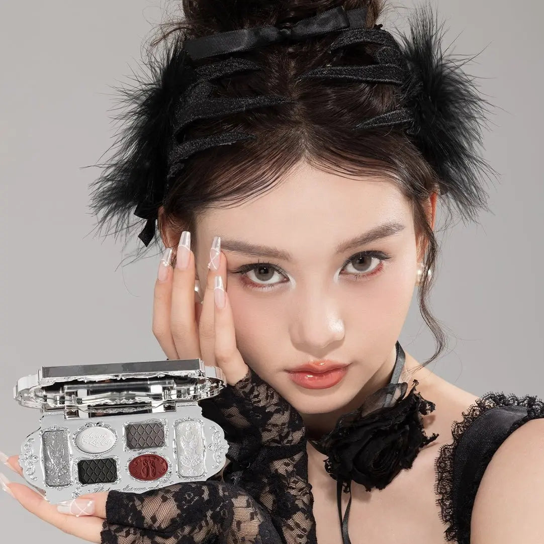 Flower Knows Swan Ballet Series Six Color Eyeshadow 02 Black Swan
