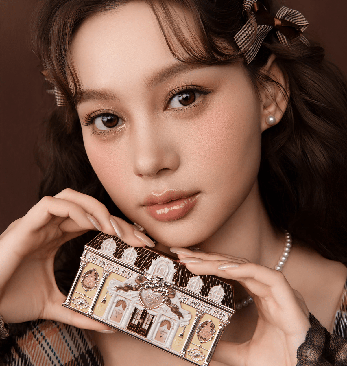 Flower Knows The Sweetie Bear Collection 6-Color Makeup Palette (3 Styles)