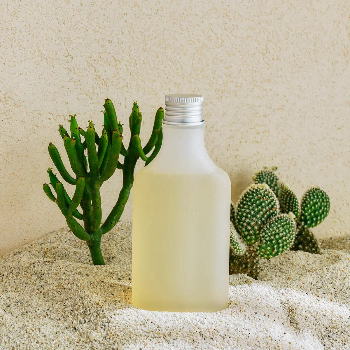 Ongredients Moisture Calming Essence 150ml