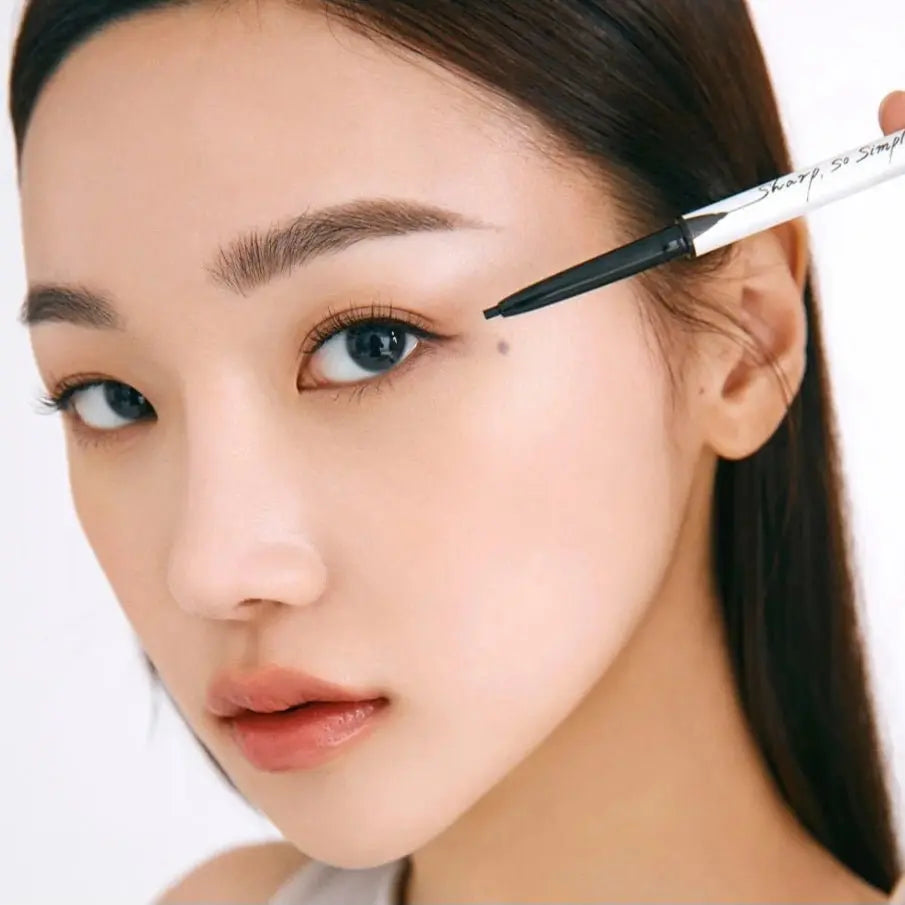 CLIO Sharp So Simple Waterproof Eyeliner Pencil (3 Colors)