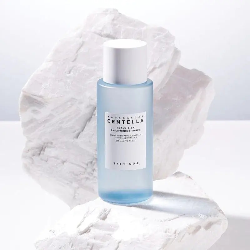 SKIN1004 Hyalu Cica Brightening Toner 210ml
